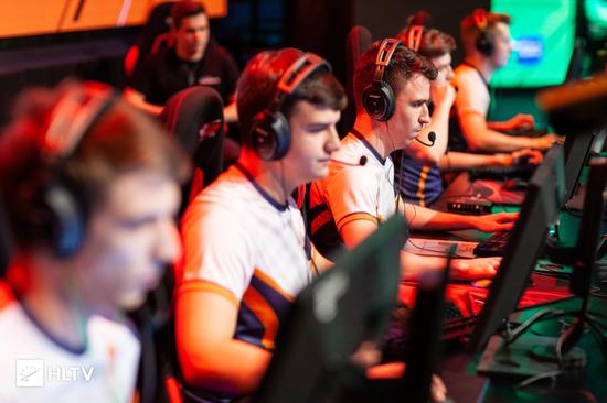 嘉善ZCG电竞战队成功晋级烽火杯引发热议